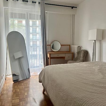Modern Apartment Near The Eiffel Tower, 45M Paris Extérieur photo