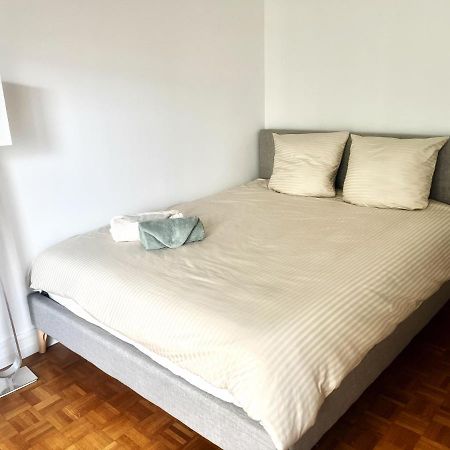 Modern Apartment Near The Eiffel Tower, 45M Paris Extérieur photo
